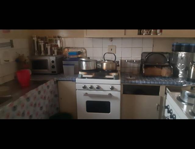 3 BEDROOM APARTMENT FOR SALE IN SUNNYSIDE